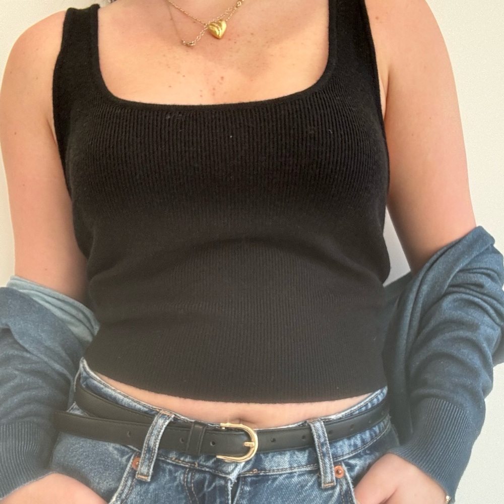 Knit black tank top!